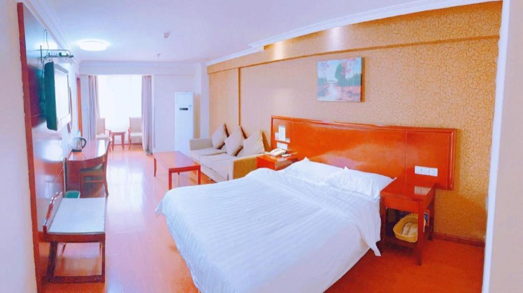 Greentree Inn Xi'An Bell And Drum Tower Food Street Ancient City Wall Ximen Express Hotel Exterior photo