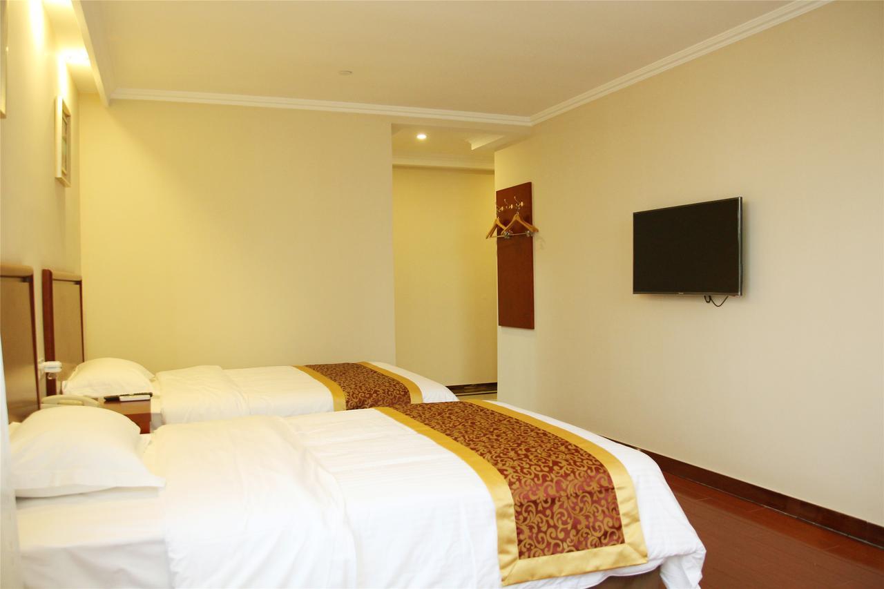 Greentree Inn Xi'An Bell And Drum Tower Food Street Ancient City Wall Ximen Express Hotel Exterior photo